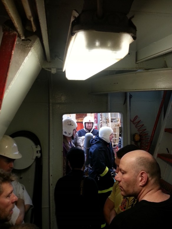 Brunaæfing reykkafað í vélarúmi 6.11.2013