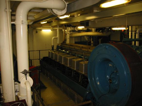 Wärtsilä 3000 kw eða 4079 hestöfl