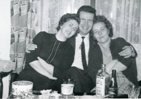 Ester, Heddi og Mamma