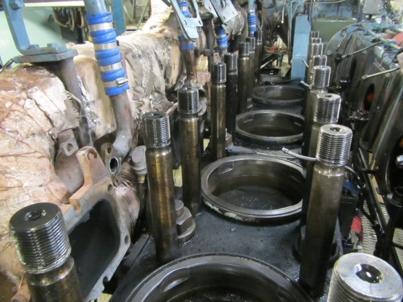 27. janúar 2014 vélarupptekt dagur 1