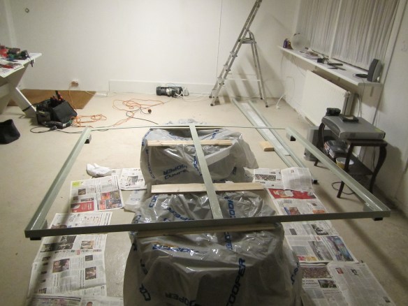 10. febrúar ramminn kominn í hús.