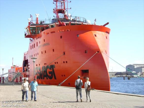 ESVAGT AURORA 83 x17m