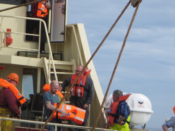 Æfing, klárir í bátana 5.06.2014