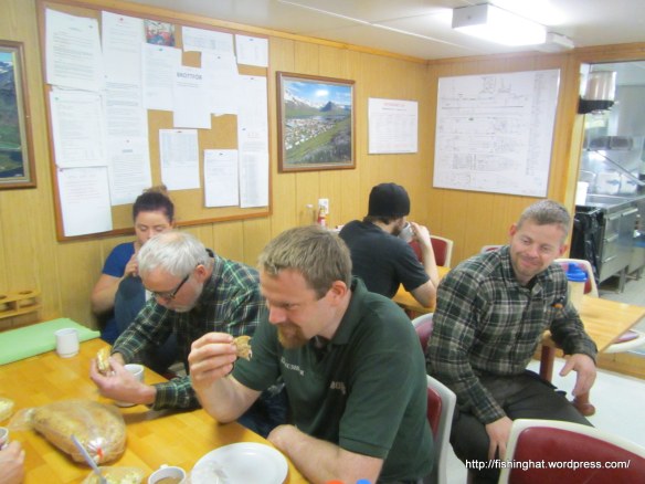 Alltaf fjör í kaffinu.